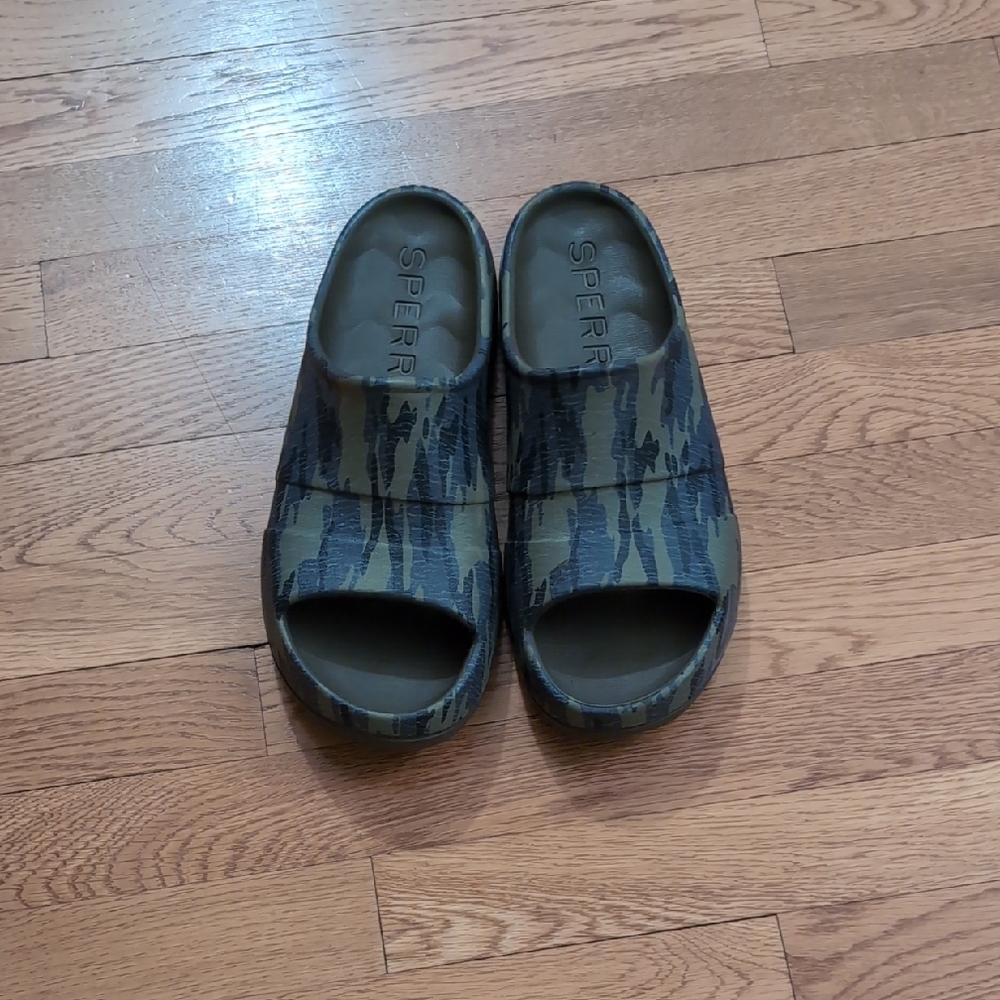 Sperry Men's Camouflage Slide Sandals-like new